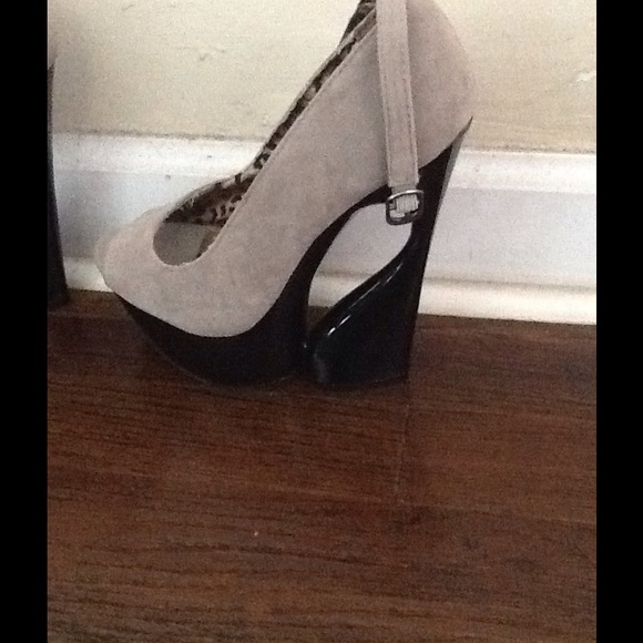 😮shoes😮⚡️ - Picture 2 of 4